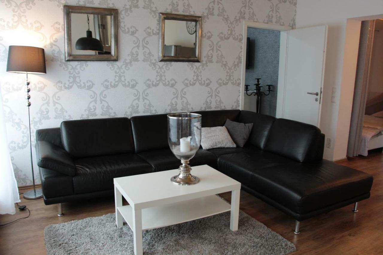 Modernes Und Gemuetliches Appartment Mit Terrasse, Stadtnah 라벤스부르크 외부 사진