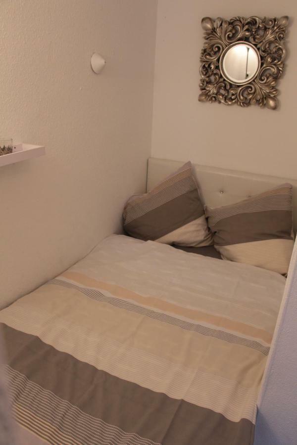 Modernes Und Gemuetliches Appartment Mit Terrasse, Stadtnah 라벤스부르크 외부 사진
